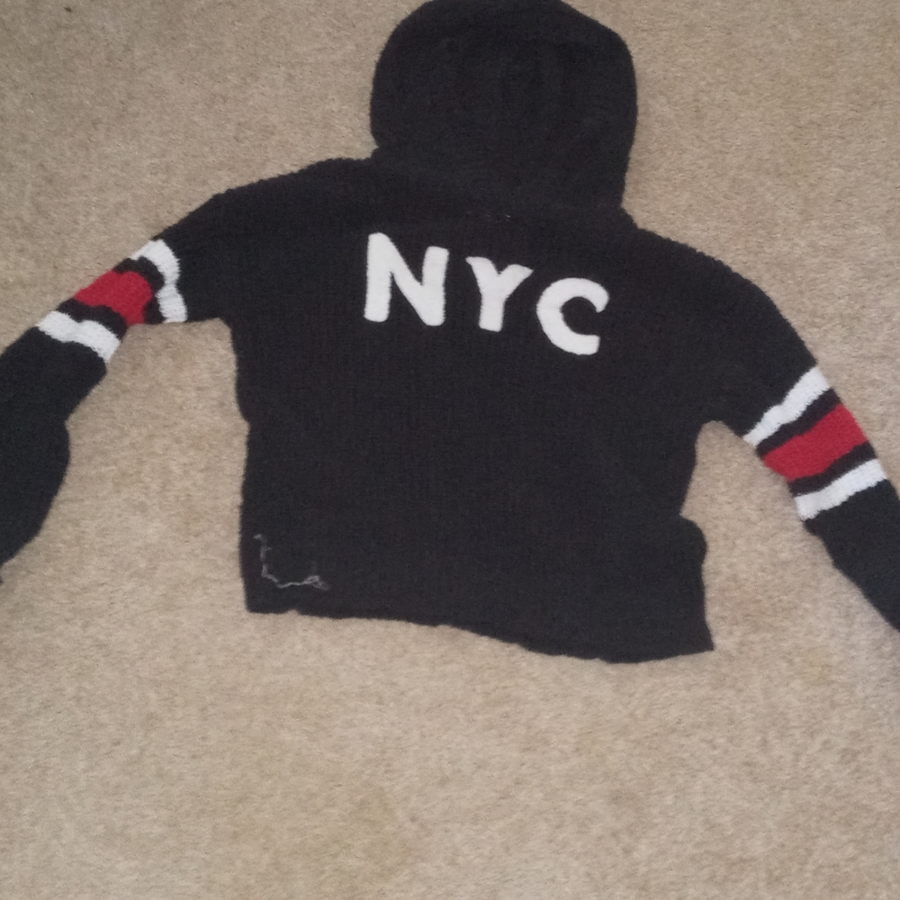 "NYC" long sleeve sweater.